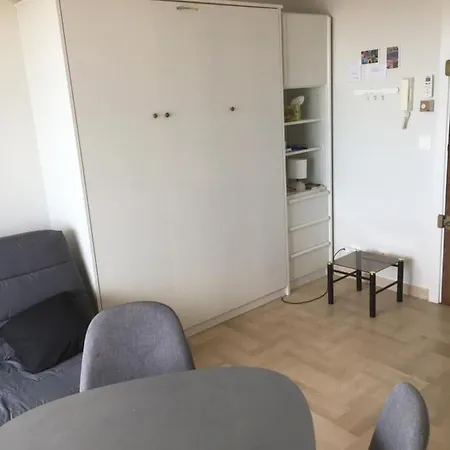 Les Oceanides Apartment *