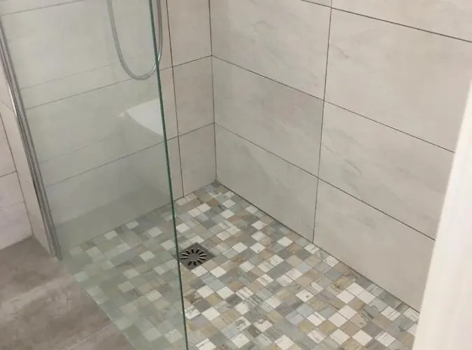 Les Oceanides Ζουάν λε Πιν